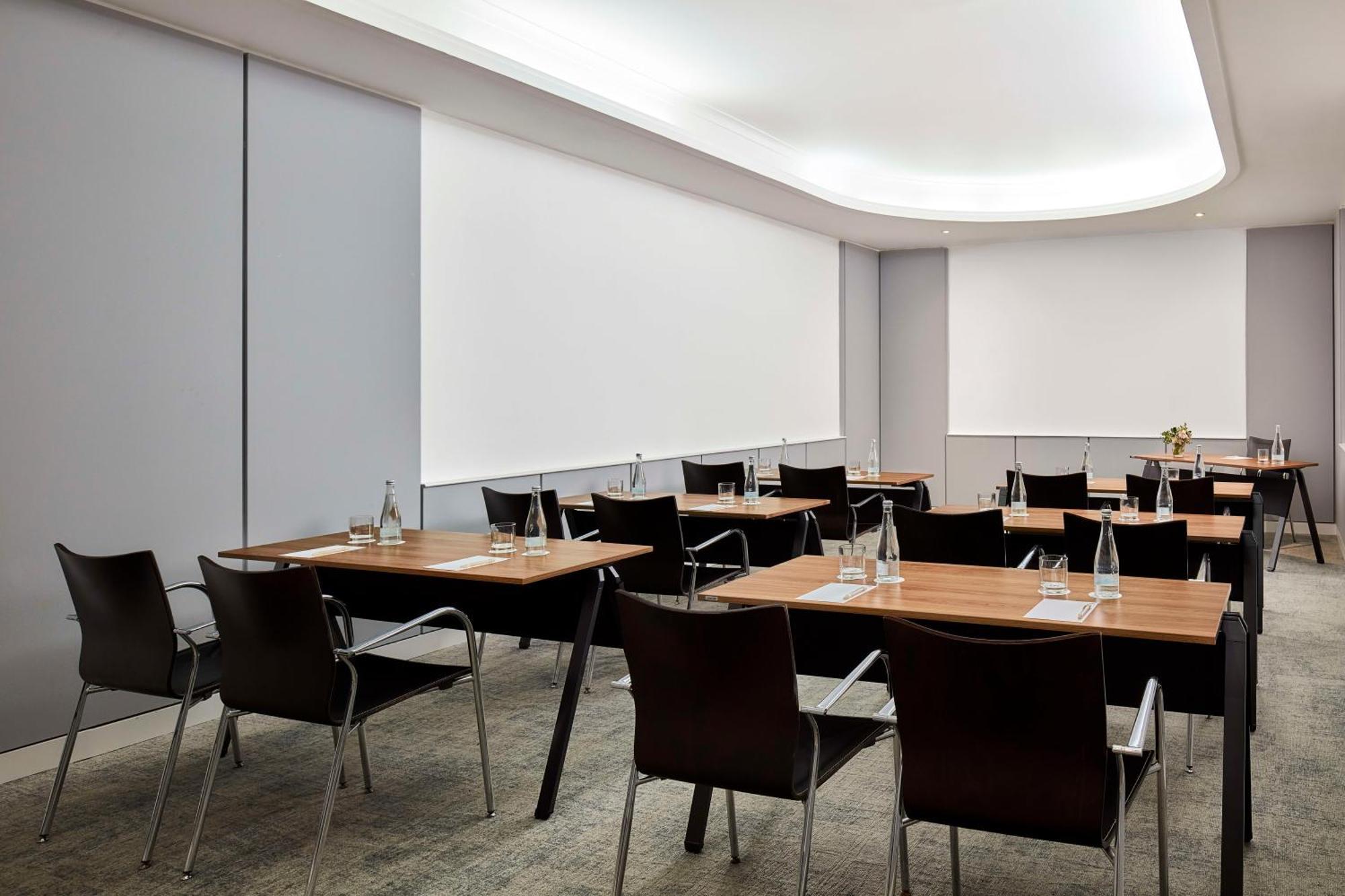 Nh Campo Grande 4* Lisbon